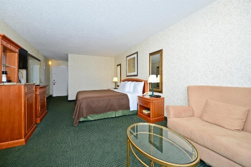 Americas Best Value Inn Baltimore image 16
